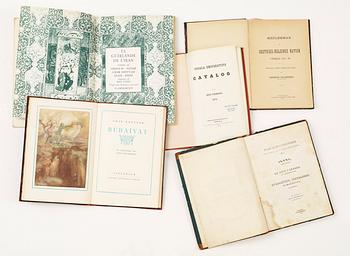 BOKPARTI VARIA, 26 vol, bla "Upsala universitets catalog 1855" med stämpel HKH Prins August.