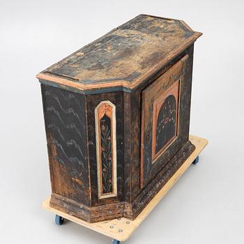 A Swedish folk art cupboard from Hälsingland, early 19th century.