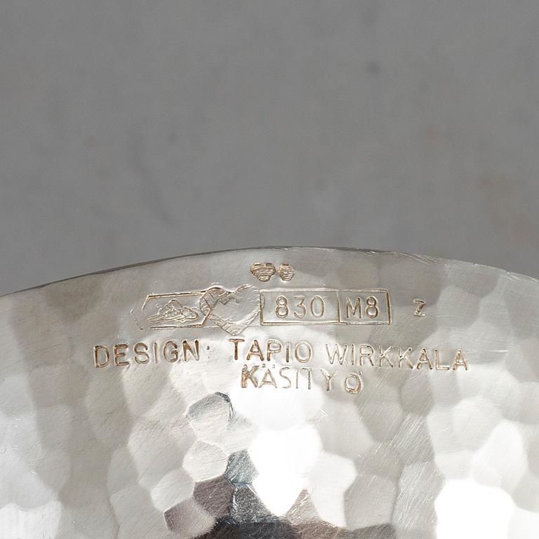TAPIO WIRKKALA, scoop and goblet, silver 1979 and 1989.