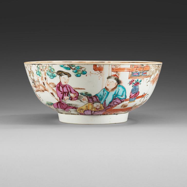 A famille rose punch bowl, Qing dynasty, Qianlong (1736-95).
