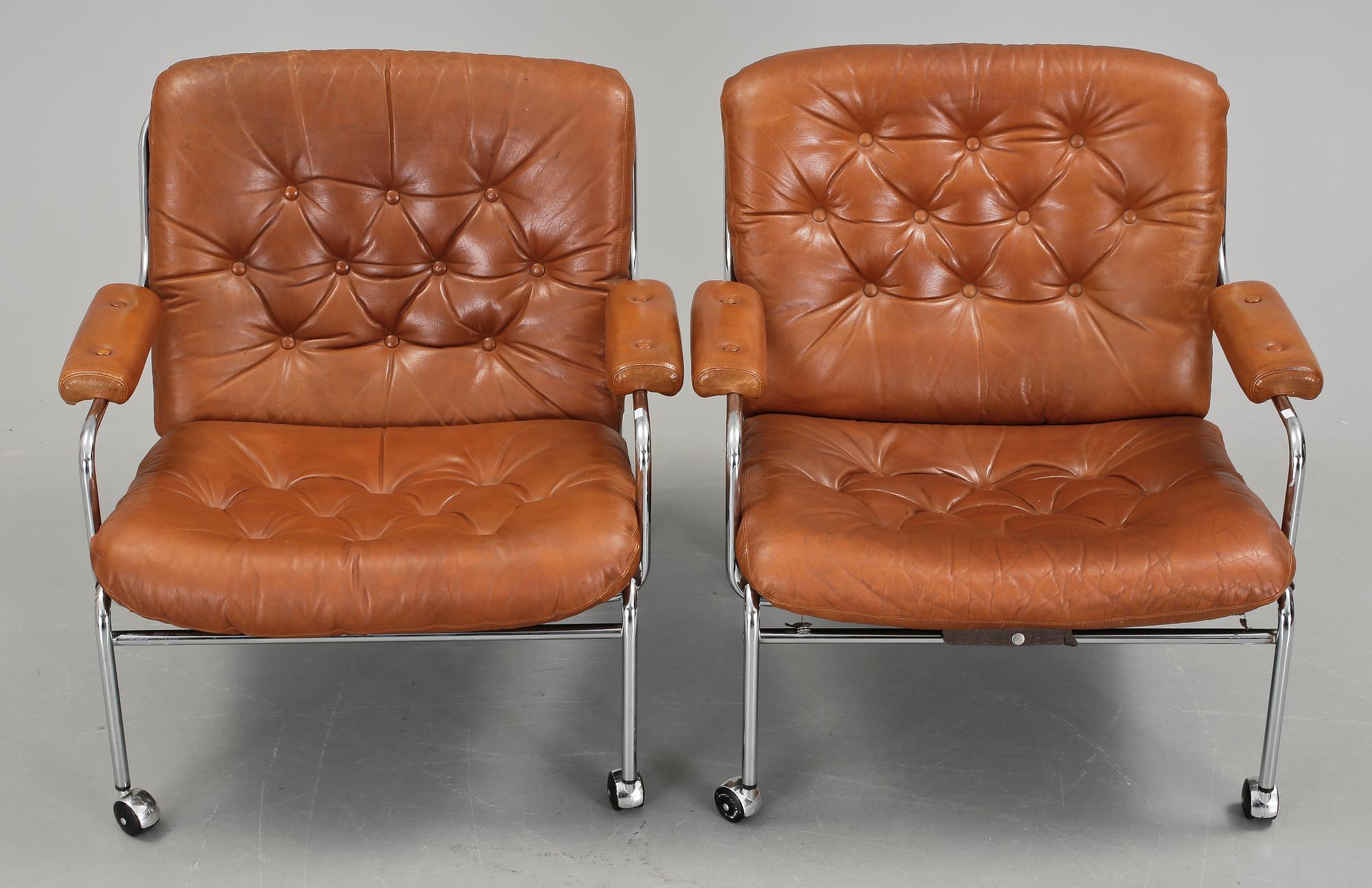 FÅTÖLJER, ett par, 1900-talets andra hälft.