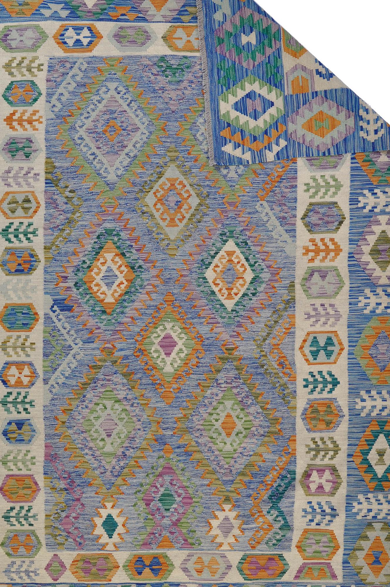 MATTO, kilim, ca 302 x 205 cm.