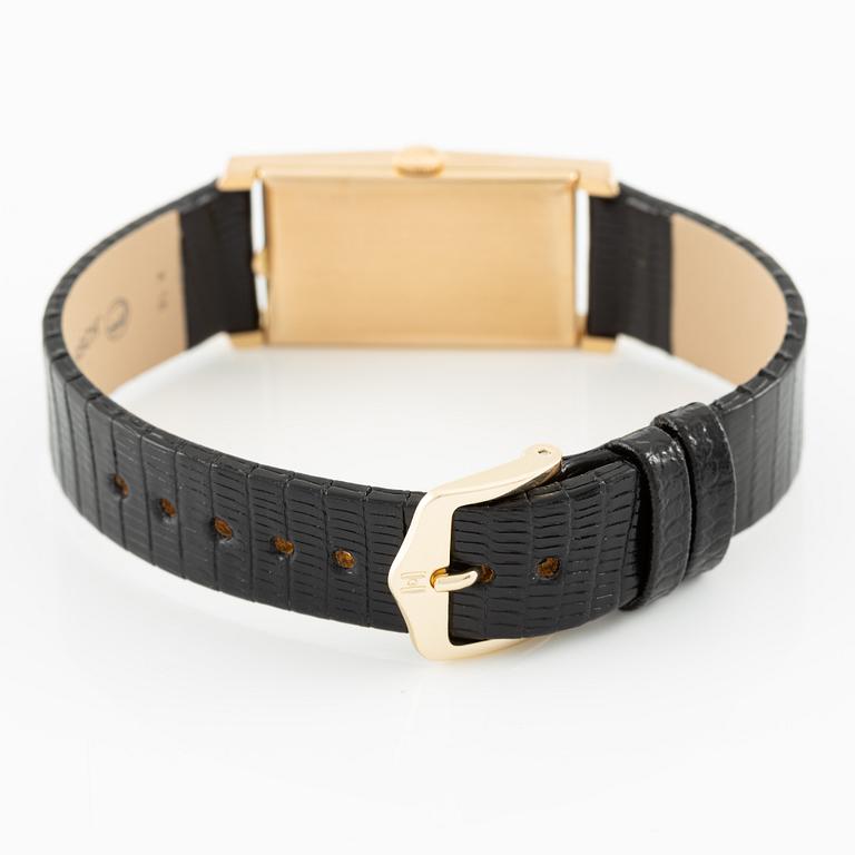 Longines, "Tank", wristwatch, 19 x 29.5 (36.5) mm.