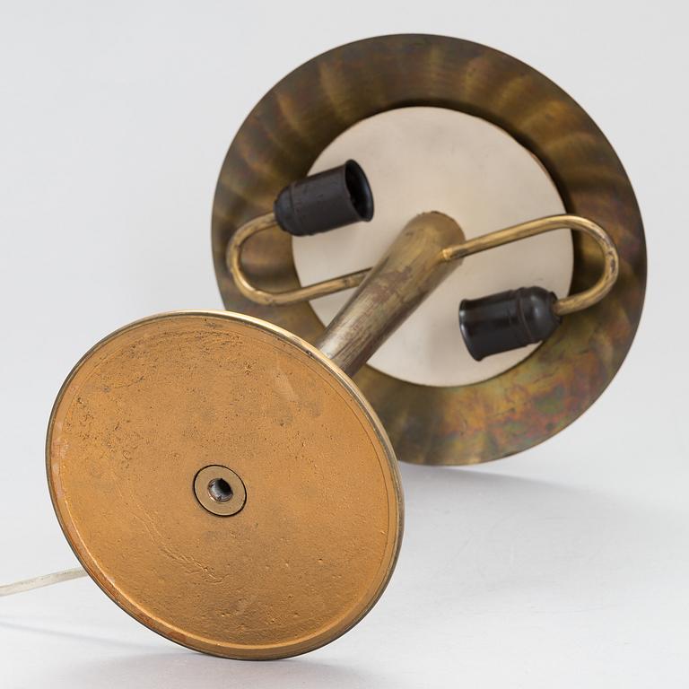 PAAVO TYNELL, A mid 20th Century '5061' table lamp for Taito Oy.