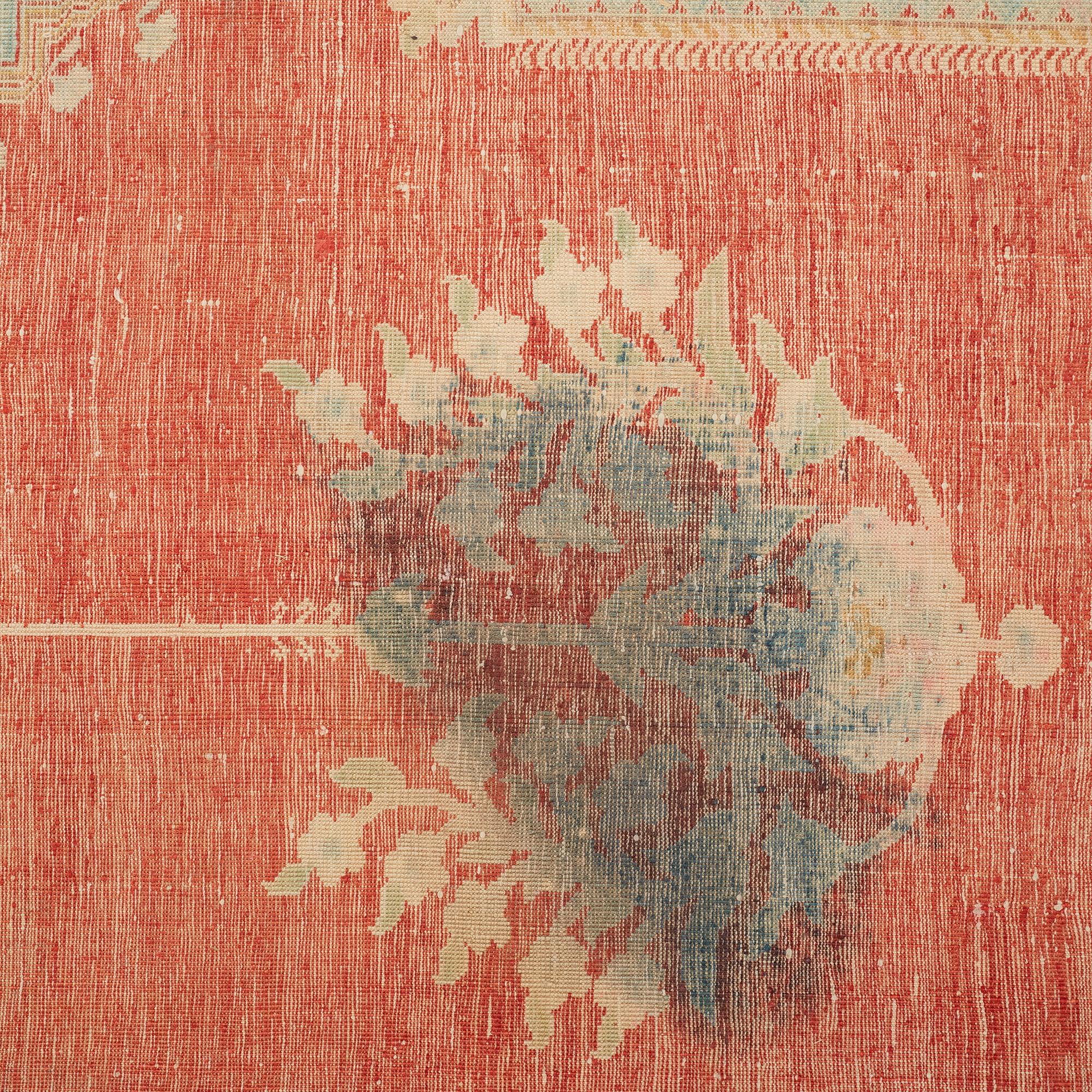MATTO, an antique silk Tabriz, ca 165 x 122,5 cm.