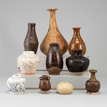 A group of ten Southeast asian ceramic and stoneware jars/vases, 19th/20th century.