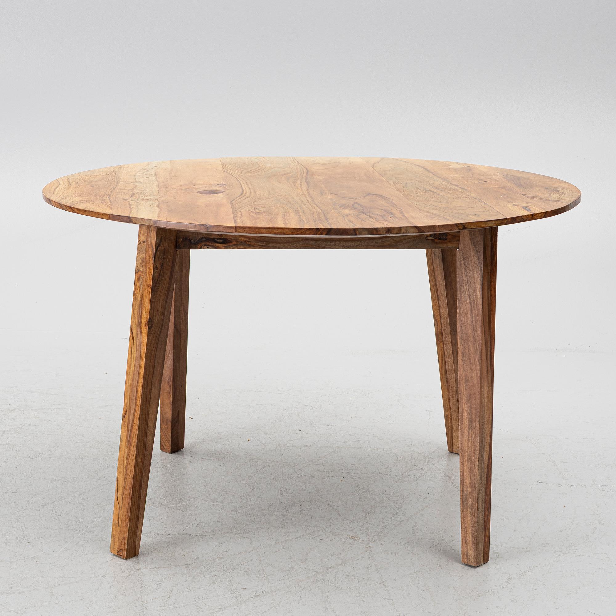 A dining table, House Doctor.
