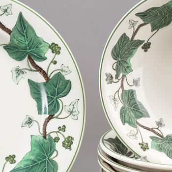 SERVISDELAR, 15 delar, porslin, "Napoleon Ivy", Wedgwood.