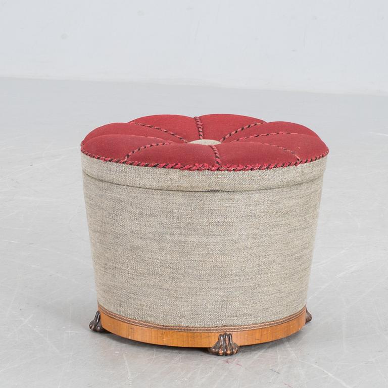 SITTPUFF, 1900-talets första hälft.