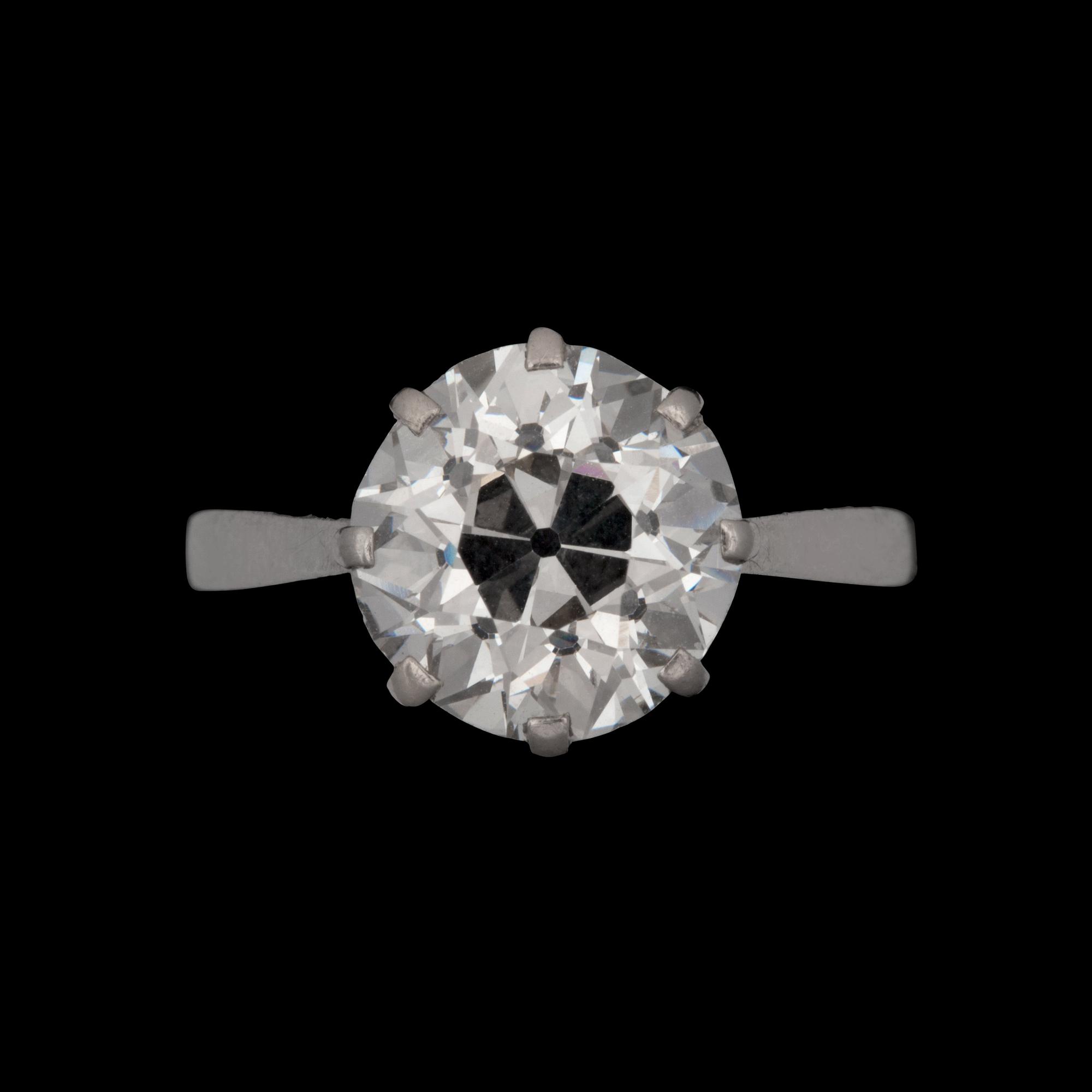 An old cut diamond ring, 3.57 cts.