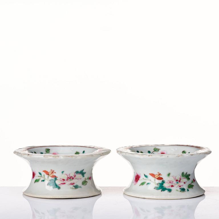 A pair of famille rose salts, Qing dynasty, Qianlong (1736-95).