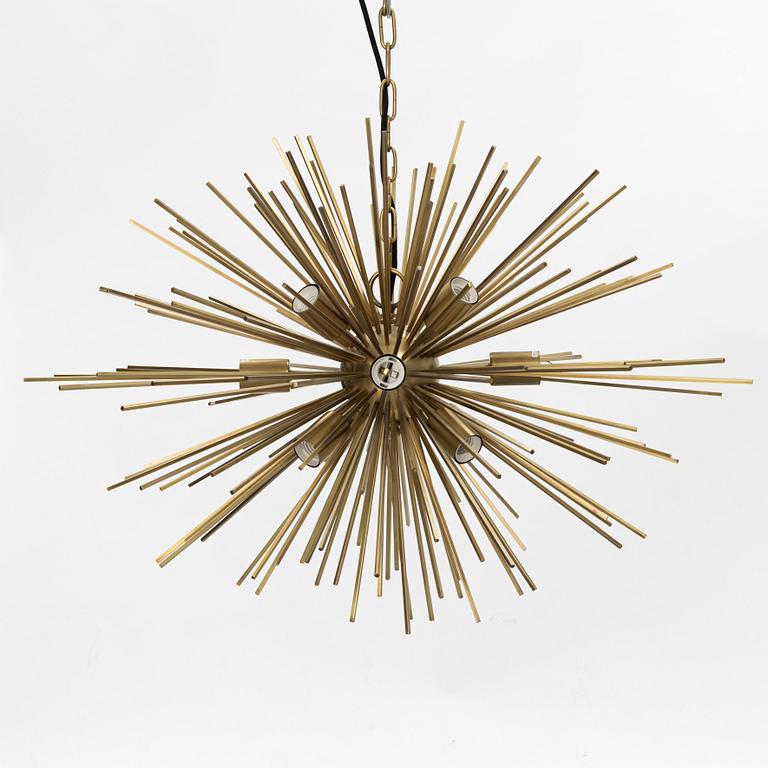 A contemporary 'Boivin' pendant lamp from Eichholtz.
