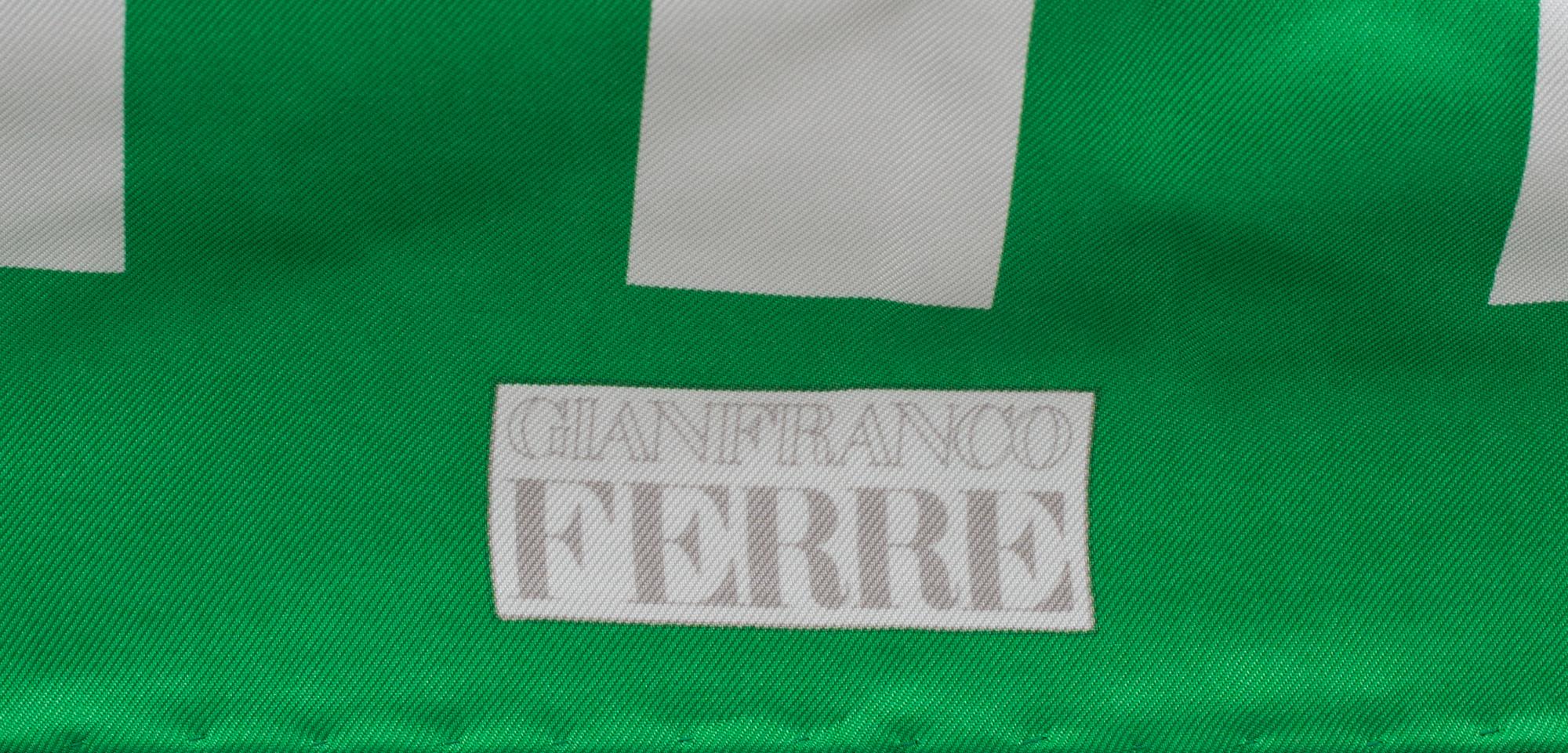 SCARF, 2st, Franco Ferre,