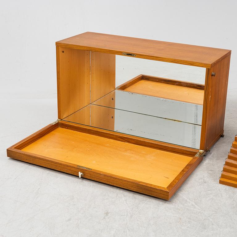 Nils Strinning, a shelf system, "String/BFB hyllan", String Design AB.