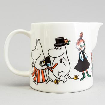 A pot, Mumin, Arabia, Finland.