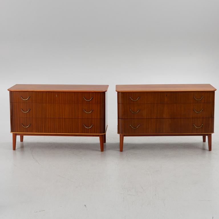 Chests of drawers, a pair, fittings by Bröderna Miller, first half of the 20th Century.