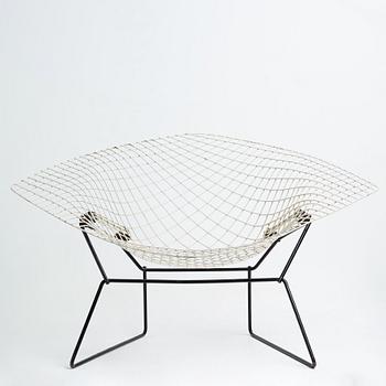 Harry Bertoia, a "Diamond Chair Wide", for Knoll International, possibly on licence by Nordiska Kompaniet, 1950-60's.