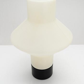 Tapio Wirkkala, bordslampa, modell "TW001", Artek.