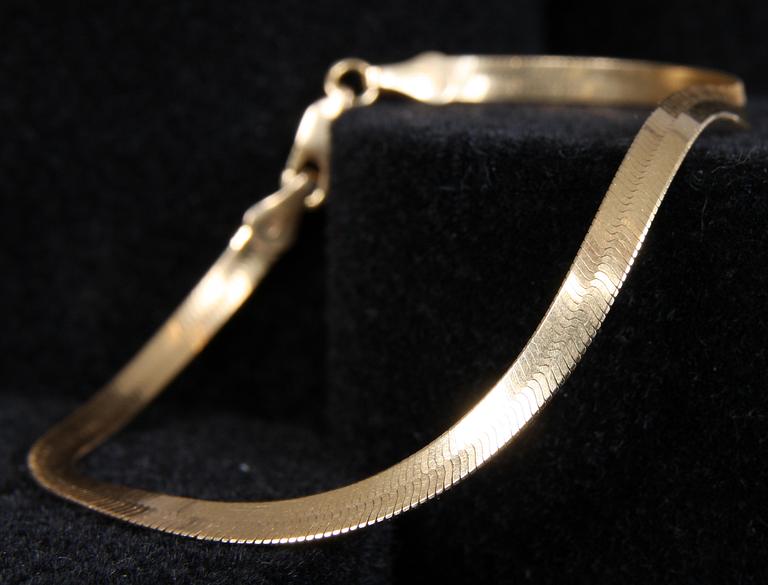 RING SAMT ARMBAND, guld, tot vikt, 7g.