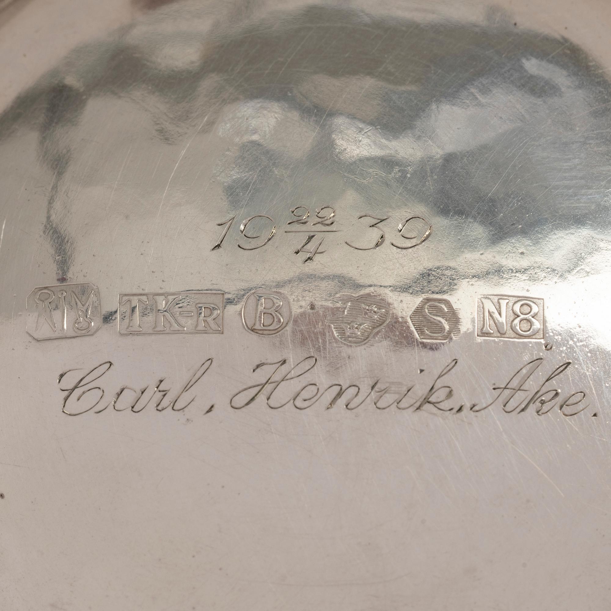 Tore Kullander, a silver bowl with handles, Borås, 1939.