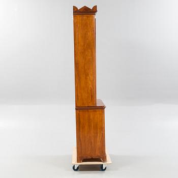 BOKSKÅP, 1800-tal.