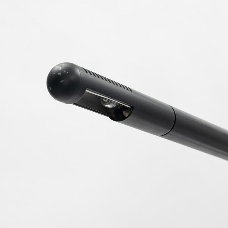 Mario Arnaboldi, "Mira", golvlampa, Programmaluce, Italien.