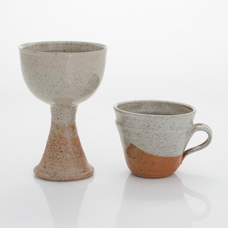 Kyllikki Salmenhaara, a stoneware goblet and a cup signed KS.