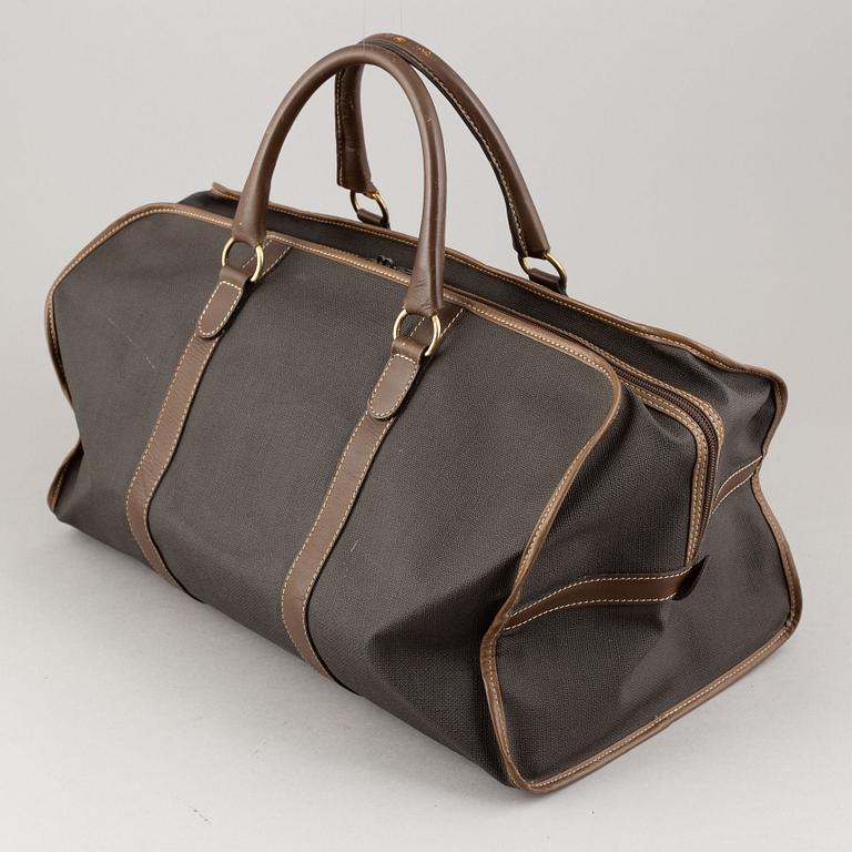 Dunhill, a coated canvas weekendbag.