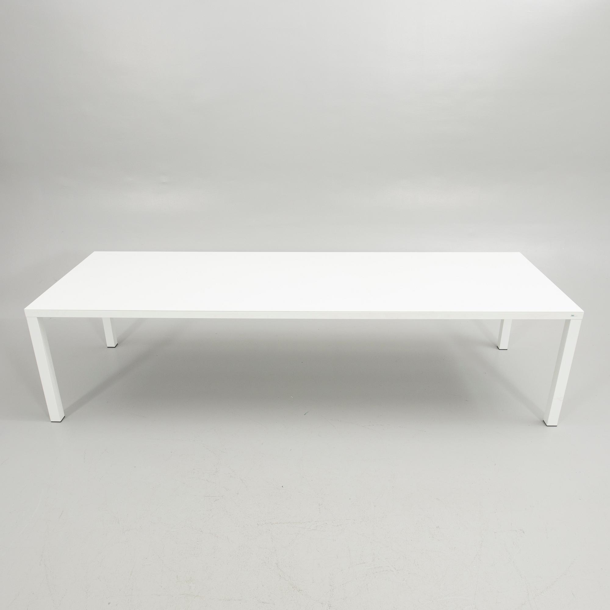 Table, "Easy", Omnia Selection, Fast Design, modern manufacturing.