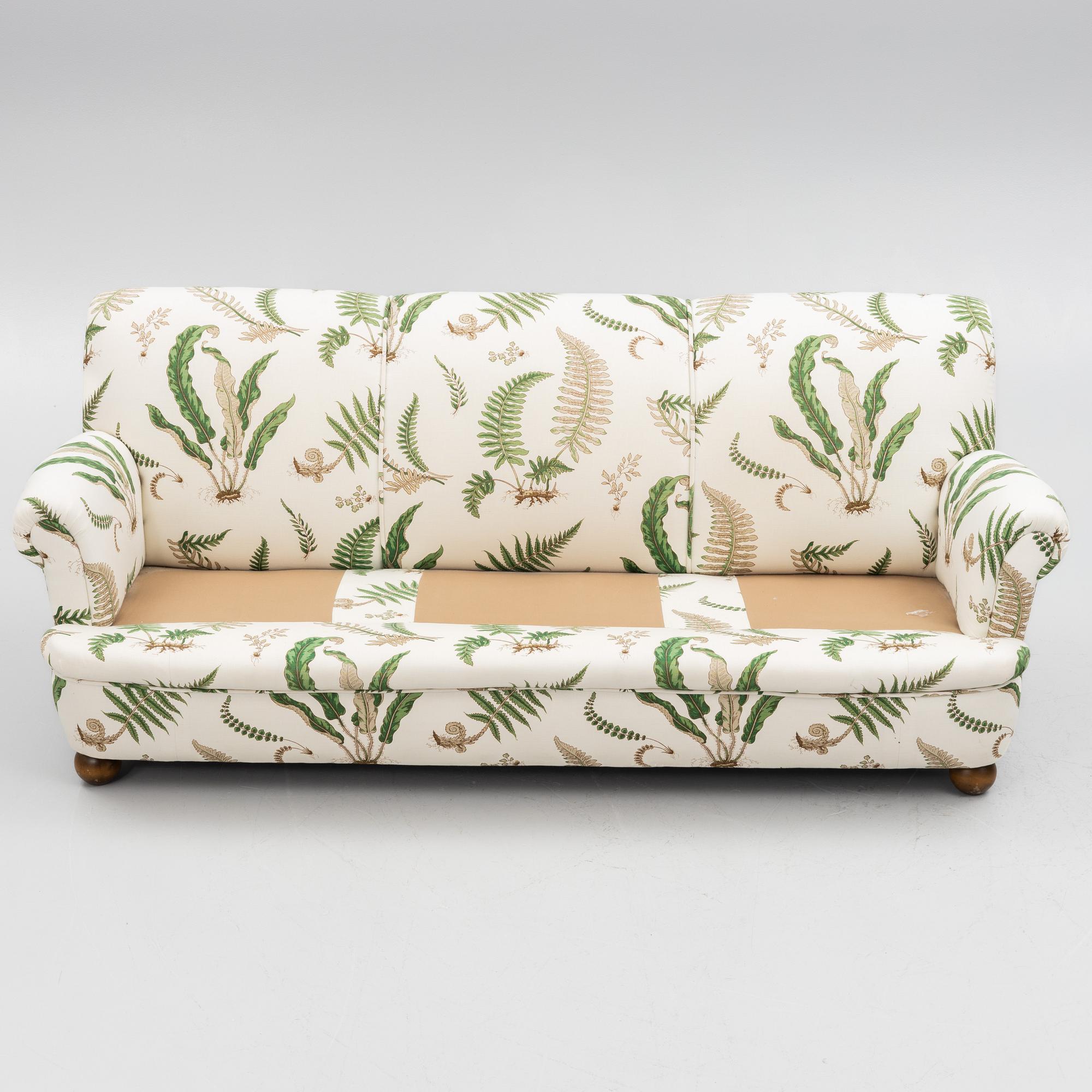 Josef Frank, a model 703 sofa, Firma Svenskt Tenn.