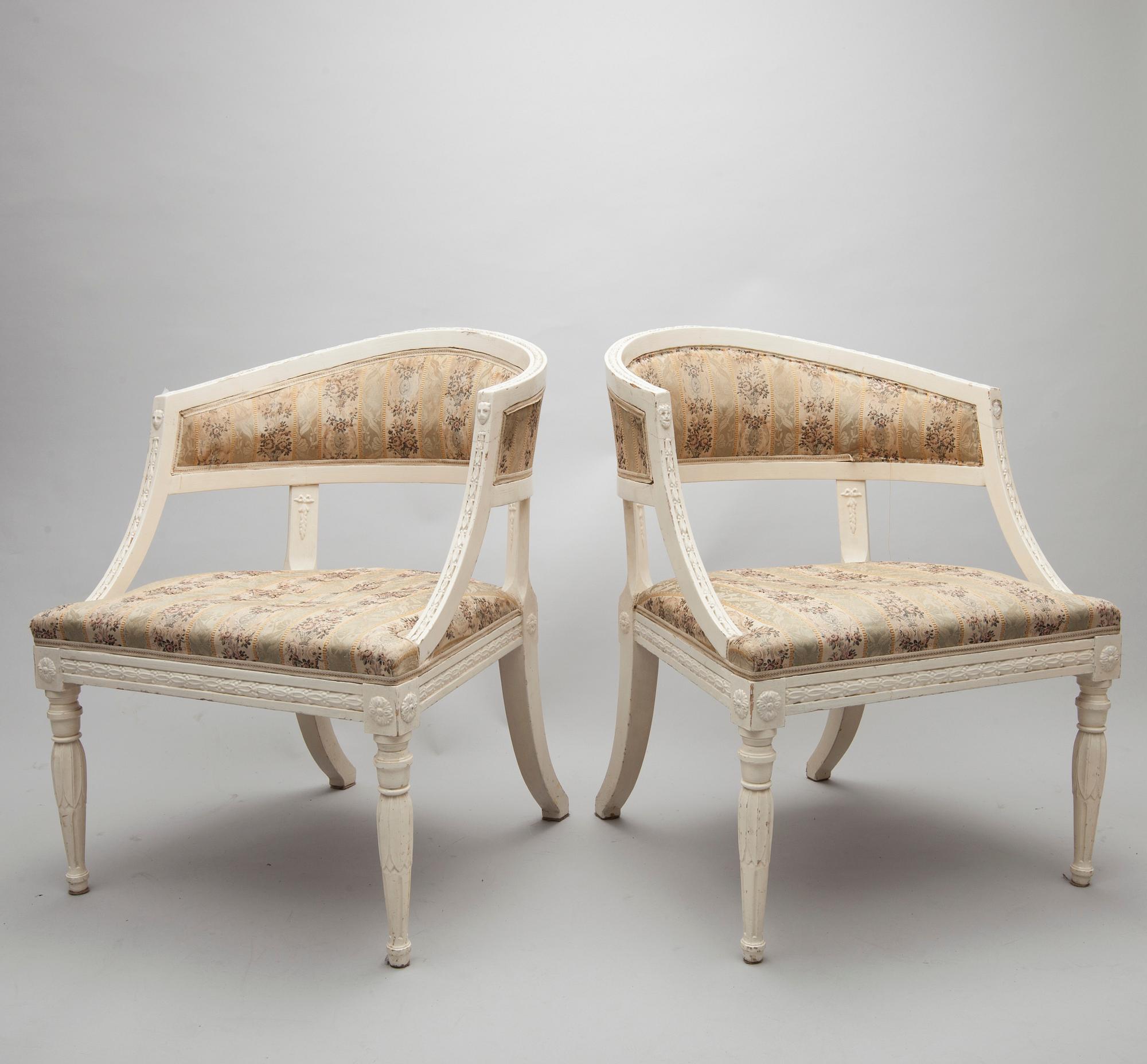 BALJFÅTÖLJER, ett par, gustaviansk stil, sekelskiftet 1800/1900.