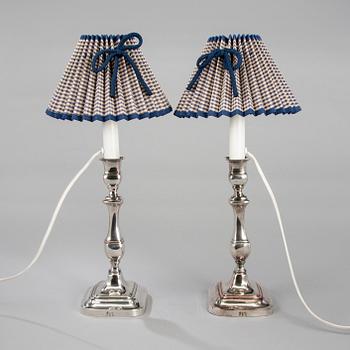 BORDSLAMPOR, ETT PAR, 1800/1900-tal.