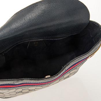 GUCCI, AXELREMSVÄSKA, 1980-tal.