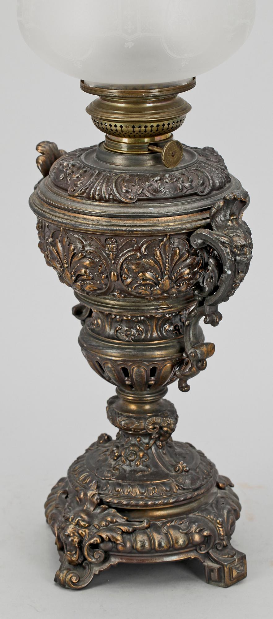 FOTOGENLAMPA, nyrenässans, 1800-talets slut.