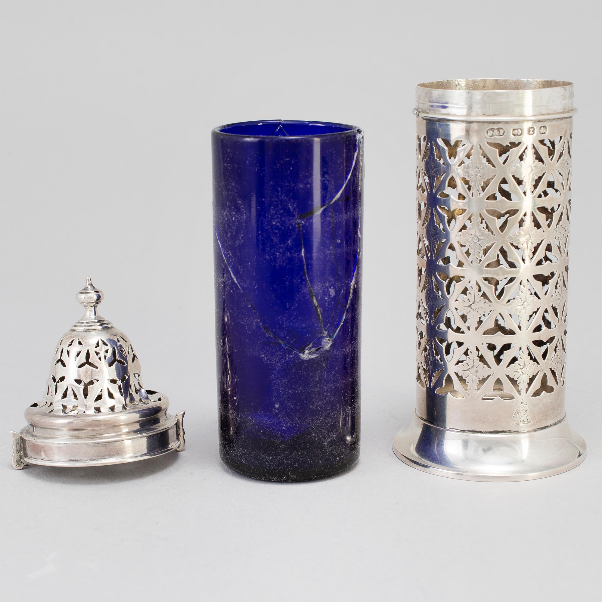 A silver sugar shaker by Deakin & Francis in Birmingham 1899.