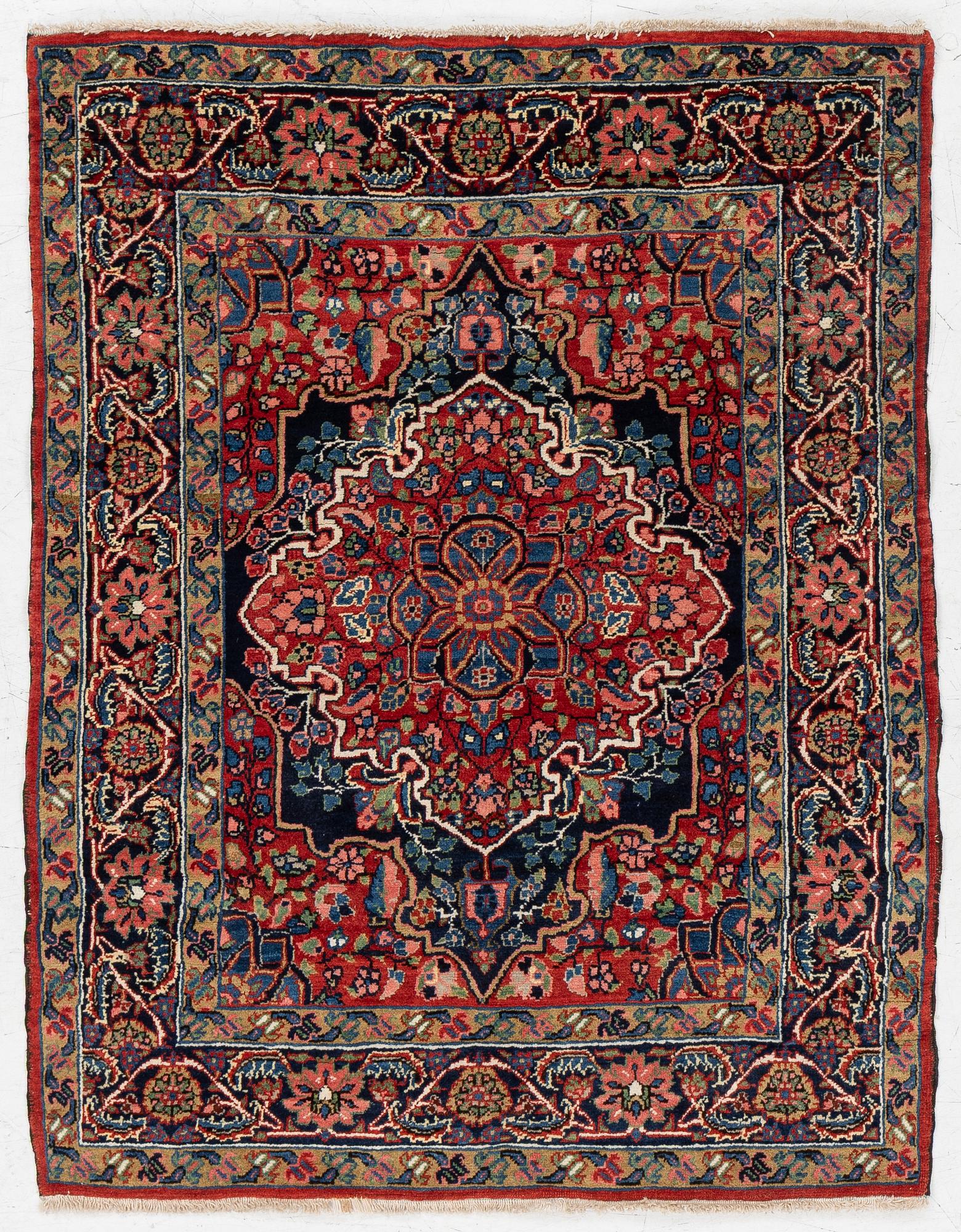 A semi-antique Sharabian rug, c. 128 x 100 cm.