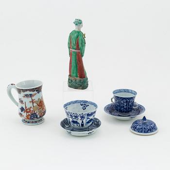 A group och Chinese porcelain, Qing dynasty, 18th/19th Century.