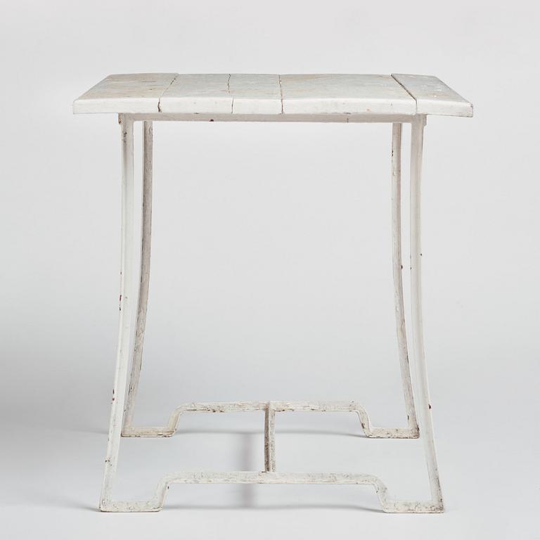 Carl Hörvik, a garden table, possibly produced by Thulins vagnfabrik, Skillingaryd.