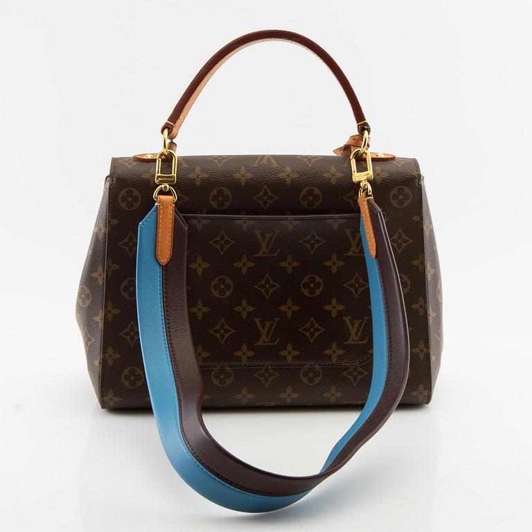 Louis Vuitton,.