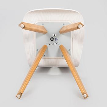 Jouni Leino, Stol "Oma" (Egen) för Puulon, Jouni Leino Design Studio 2017.