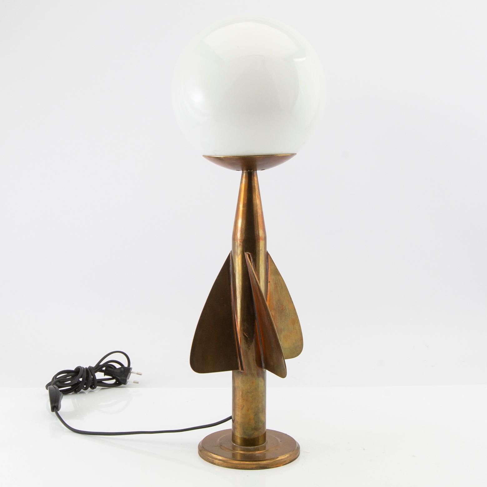 Bordslampa 1900-talets senare del.