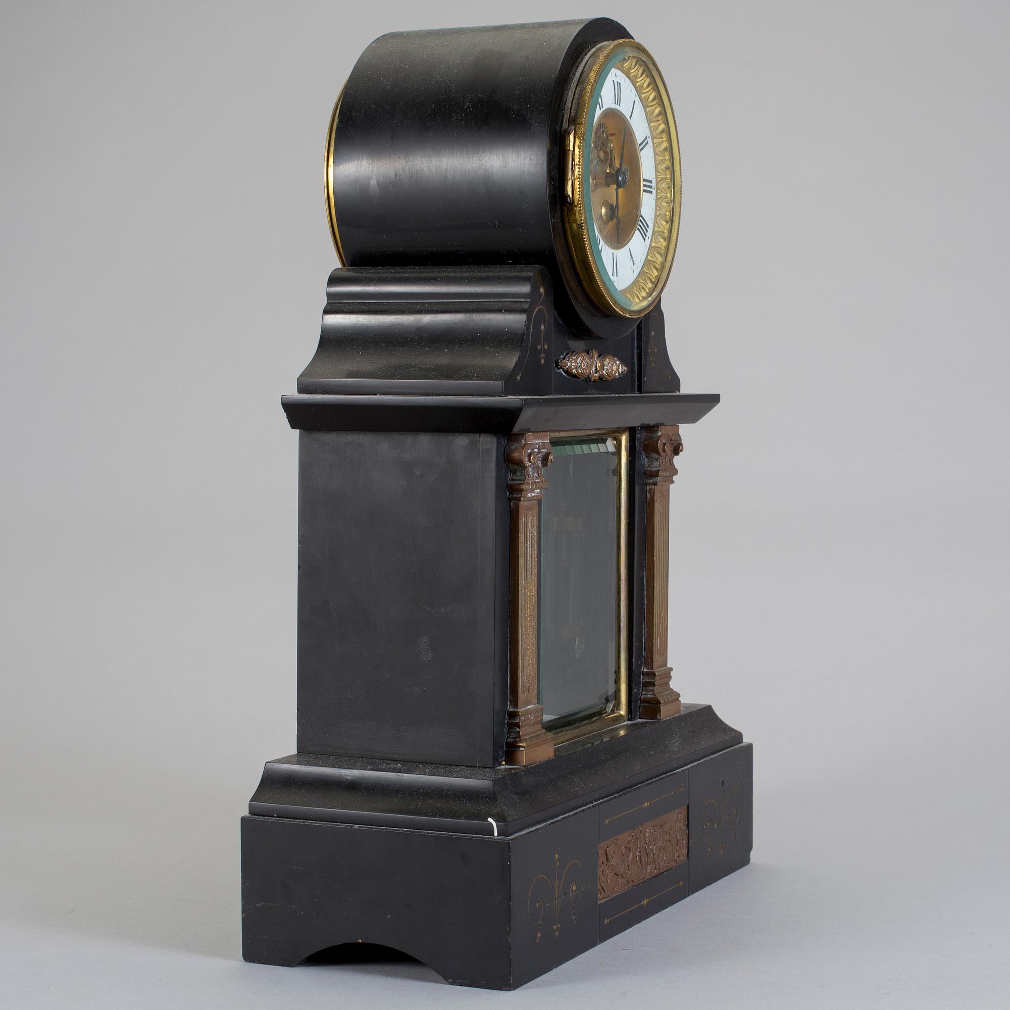 BORDSPENDYL, Japy Freres & Cie, Paris, sent 1800-tal.