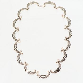 BÖRJE RAJALIN, KAULAKORU, "Savolaisvene", hopeaa. Helsinki 1960.