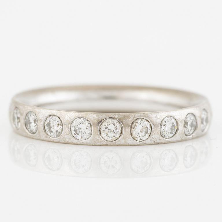 Georg Jensen, alliansring 18K vitguld med runda briljantslipade diamanter "Magic".