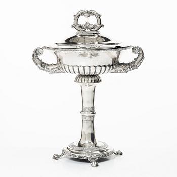 A Swedish silver Empire lided sugar bowl, mark of Carl Wilhelm Troselius, Stockholm 1834.
