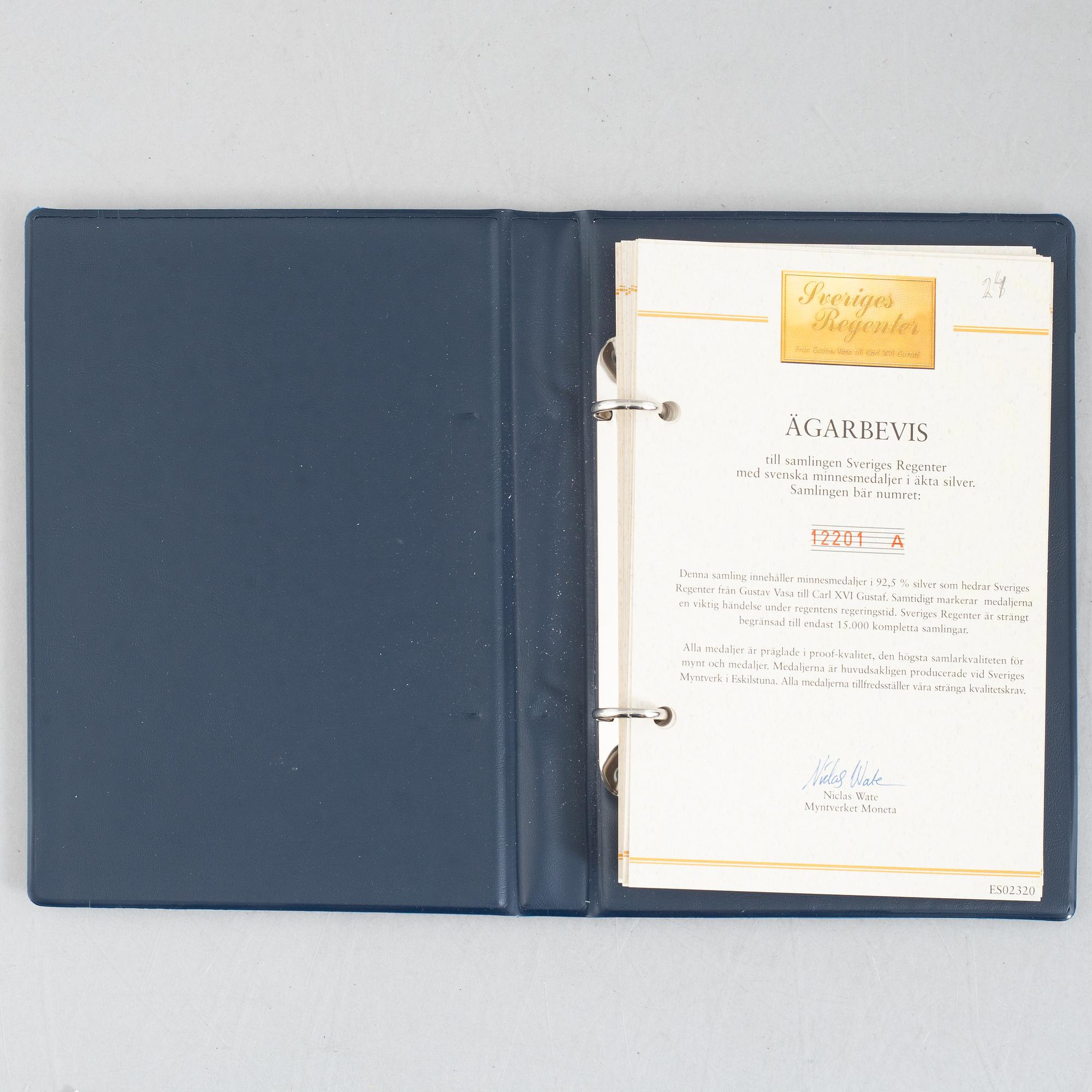 Myntsamling, minnes- och jubileumsmynt, 61 st, mestadels i silver. I tre schatull.