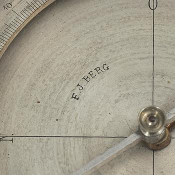 Compasses, 2 pcs, by Frans J Berg Stockholm, 18th/19th century.