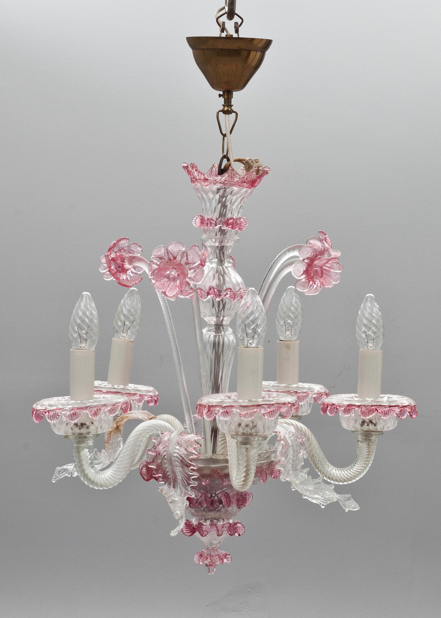 LJUSKRONA glas. 1900-tal. Venetiansk stil.