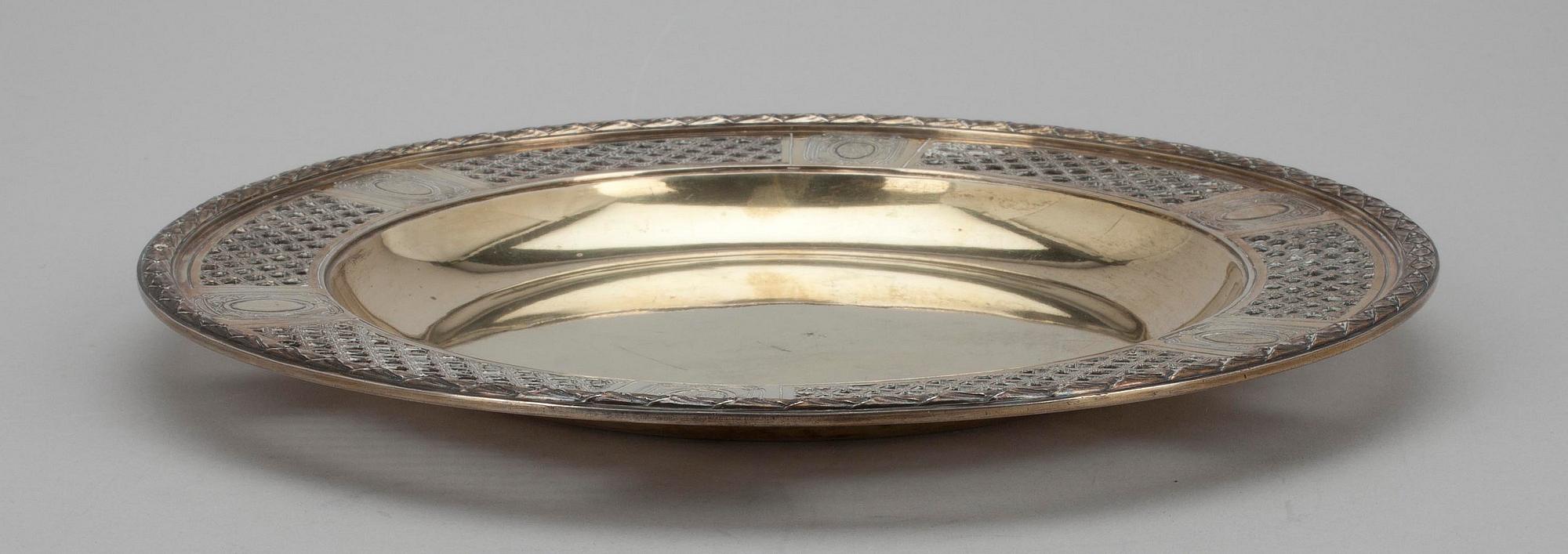 FAT, silver, A. Risler & Carré Paris. 1900-talets första hälft.  Vikt 514 g.