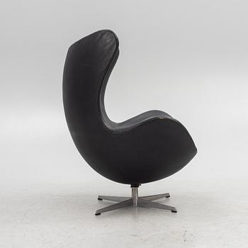 Arne Jacobsen, armchair, "The Egg Chair", Fritz Hansen, Denmark 1971.